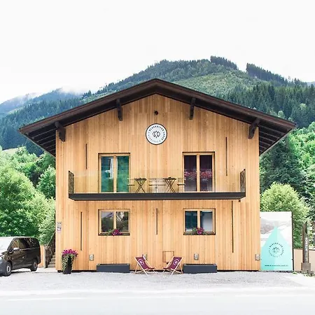 Ferienhaus Blackriver Saalbach-Hinterglemm